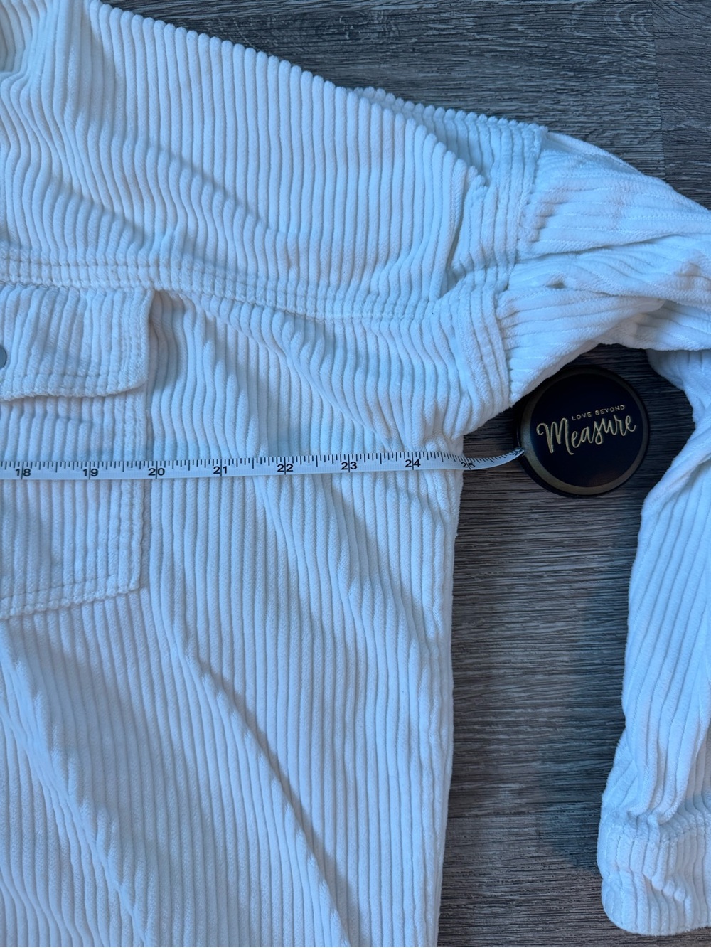 Zara White Corduroy Overshirt Jacket Shacket Raw Hem Oversized Size M - Picture 6 of 7